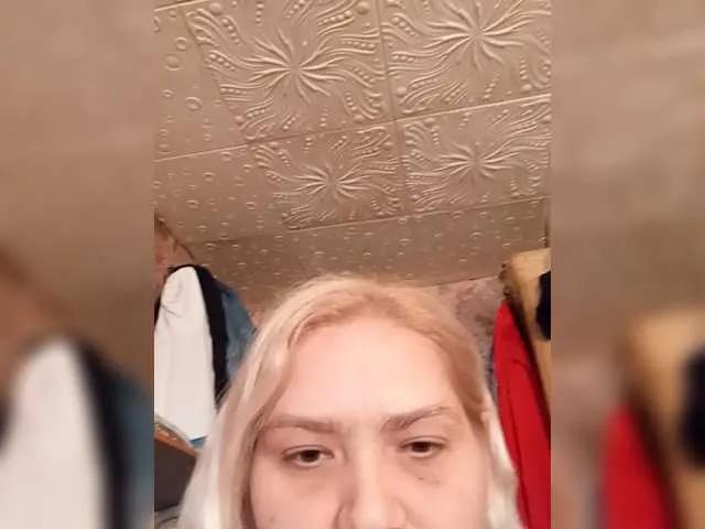 Eileen-Milly on BongaCams 
