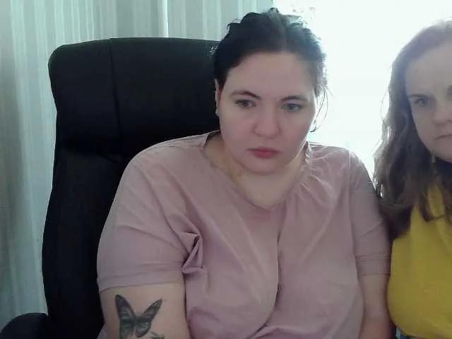 HollyXEva on BongaCams 