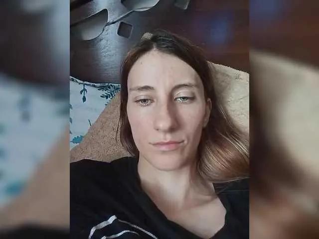 Kitty2044 on BongaCams 