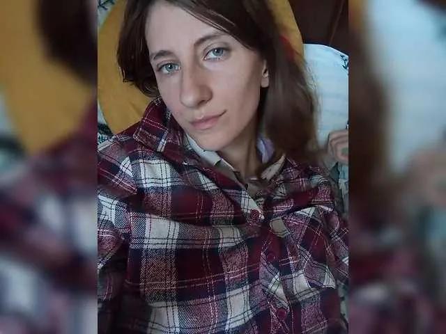 Kitty2044 on BongaCams 