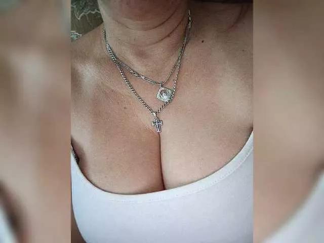 MissieLorrie on BongaCams 