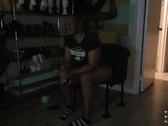 QueenAnitaDix on BongaCams 