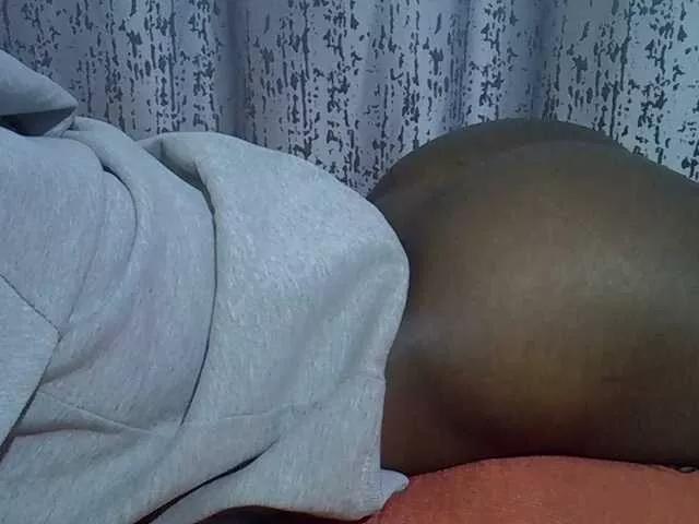 Offline Sweetvine on BongaCams