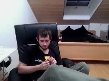 _v_l_a_d_ — Cum [3000 tokens remaining]