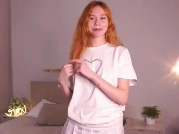 aliakalama — #new Goal: add water on my tits and squeeze tits             ;First daay here   #shy #natural #skinny #18 [79 tokens remaining]