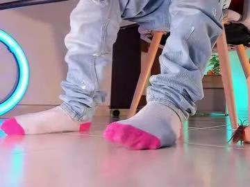 axellcollins — #heels  #pantyhose  #naked  #natural  #deepthroat