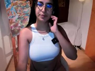 bella_669 on Chaturbate 