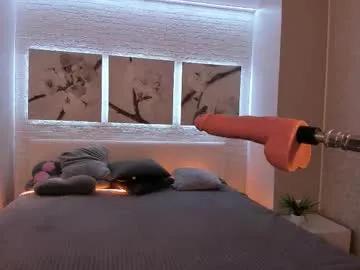 bettyrouse — Blowjob Queen - Goal: Doggy teasing [98 tokens left] #teen #bigboobs #anal #deepthroat #daddy