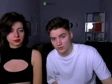 david_sunny — GOAL: make out [197 tokens remaining] Welcome to my room! #nude #lovense #18 #sph #bigdick