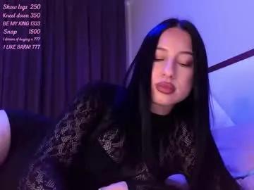 delly_love on Chaturbate 