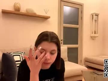 elinhelser — G: I'll slowly lick and bite my lips   Hi guys! I'm here #new my name is Elisa, I'm #18  #skinny #teen #young  [20 tokens remaining]