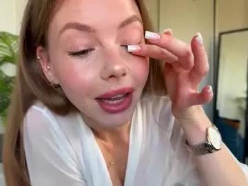 elli_harmon on Chaturbate 