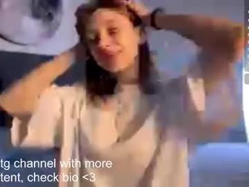 ellie_hollow on Chaturbate 