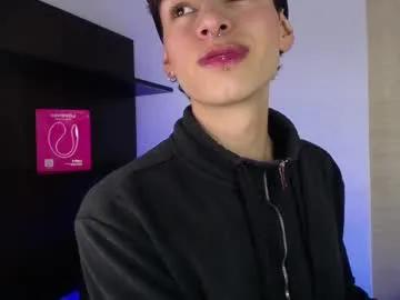 ezra_storm — GOAL: Spread and spit asshole [125 tokens remaining] Let's make moan until we cum #twink #18 #femboy #bigass #new