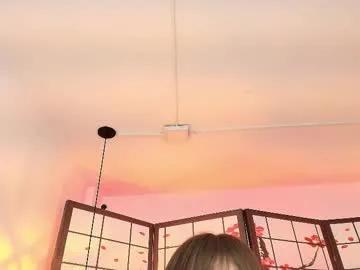 fluffy_bubble21 on Chaturbate 