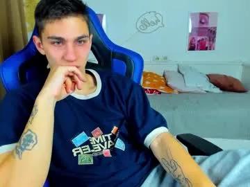 frank_mooree — CUMSHOW  #muscle #bigcock #findom #cum #new [1999 tokens remaining]