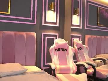 kim_beckett — Let's hit a bit of gym today #strong #latina #skinny #fitness #ebony