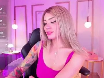 lara_bombshell on Chaturbate 