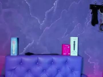 lili_milk20 on Chaturbate 