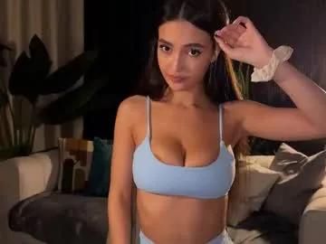 Away liliaah on Chaturbate