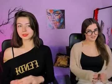 lina_fox12 on Chaturbate