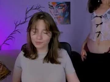 lina_fox12 on Chaturbate