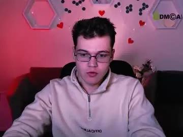 lucas_long_ — Ticket Show: jerk off (99 tokens)