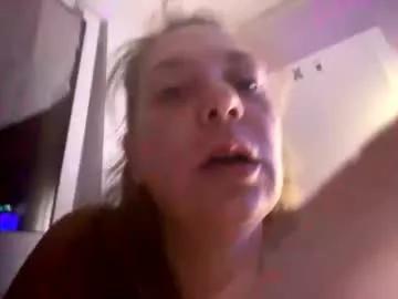 melli23 on Chaturbate 