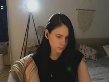 nimfaheart — Hi, I'm Jenny. I'm a nude model. Toy works from 2 tk. not a studio #cute #natural #shy #teen