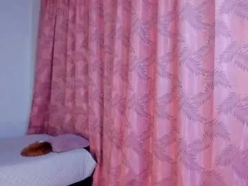 riley_bensongh — GOAL: Spank ass X5 [25 tokens remaining] sexy, hot and smiling #feet #fit #fetish #footjob #muscle