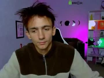 tobi_yours — GOAL: jerk off [318 tokens remaining] Welcome to my room! #daddy #gay #cum #muscle #bigdick