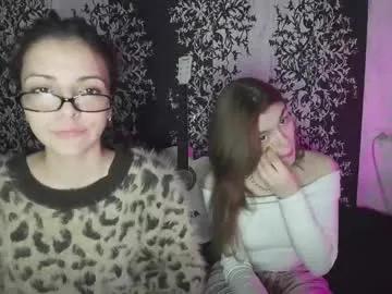 Freechat yummy_chica on Chaturbate