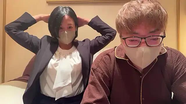 21yuri27 — Group on StripChat
