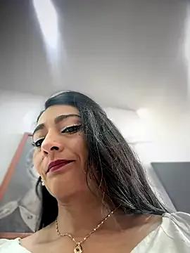 _Bella-Office1 — Group on StripChat