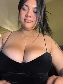 _Dulcinea_1 — show boobs