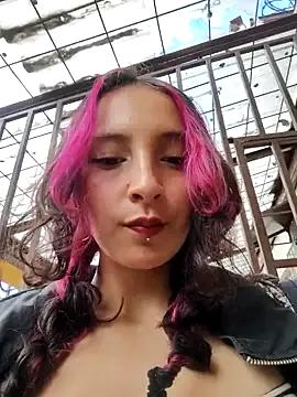 _Laary_Lily — Can u make me get wet in public?