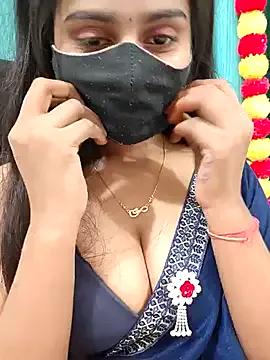 Aanya_hotty on StripChat