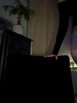 AlessandraBee — Up Close Kitty Tease