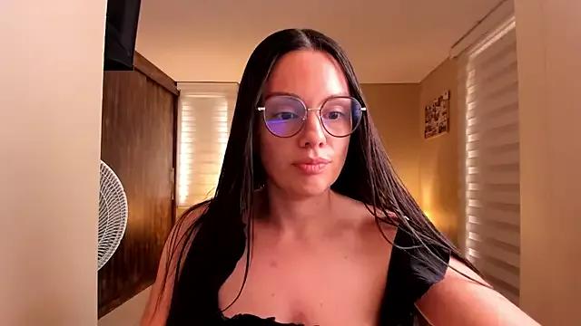 Freechat anabel_025 on StripChat