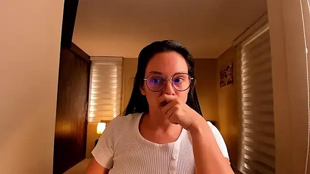 Freechat anabel_025 on StripChat