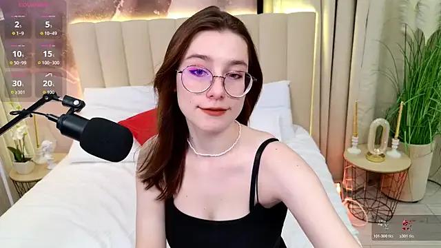 AnnyNextDoor on StripChat 