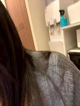 Atashi_Hcup on StripChat 