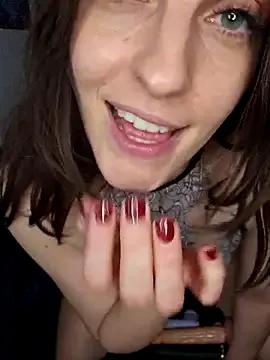 BelleFelicitas on StripChat 