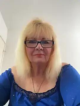 BoloshkaBlonda on StripChat