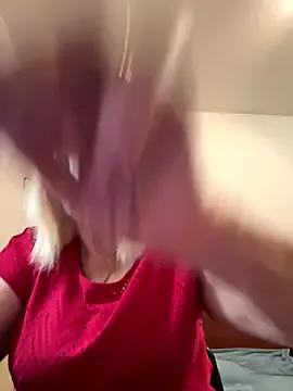 BoloshkaBlonda on StripChat