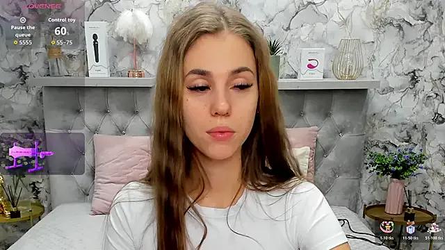 CandysSweet — Striptease and nudity for 5 minutes