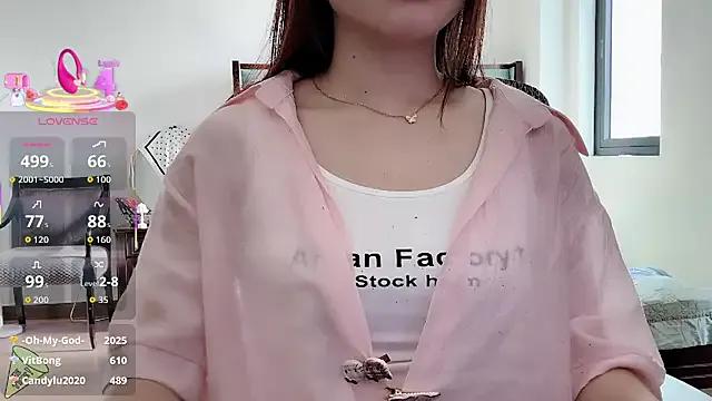 Caryln-Bun — domi in pussy +control 5min