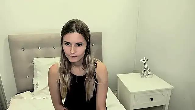 CatrinAmore on StripChat