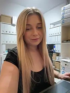 CherryAuroraa — SQUIRT NEXT TO MY BOSS
