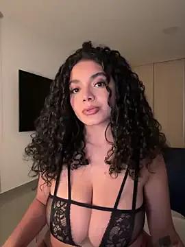 Curlyierr — Undress and get naked